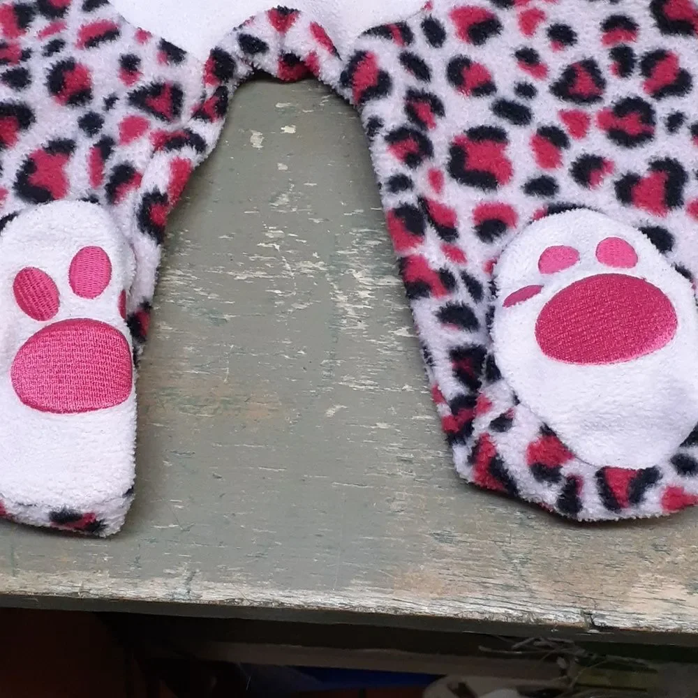 Source Unknown leopard costume